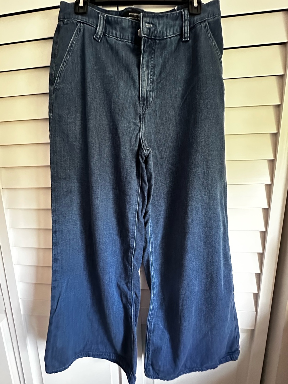 Banana Republic Ultra High-Rise Wide Leg Jeans - Indigo Blue